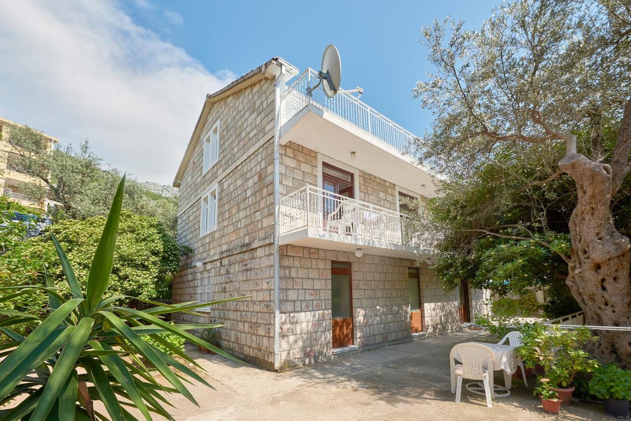 Apartmani Kuca U Maslinama Sveti Stefan Eksteriør bilde