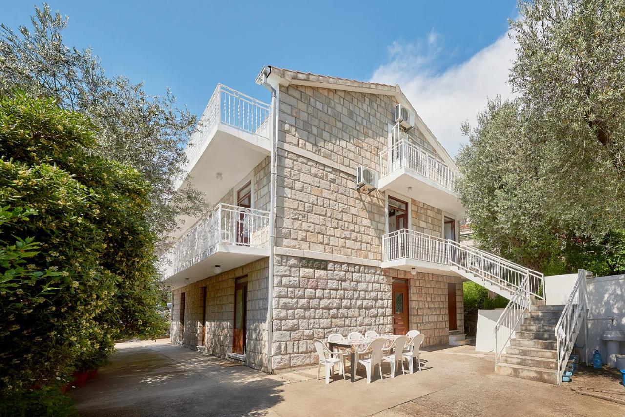 Apartmani Kuca U Maslinama Sveti Stefan Eksteriør bilde