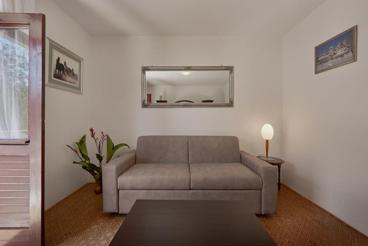 Apartmani Kuca U Maslinama Sveti Stefan Eksteriør bilde