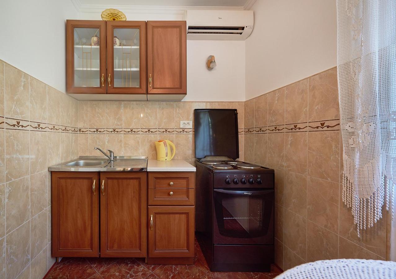 Apartmani Kuca U Maslinama Sveti Stefan Eksteriør bilde