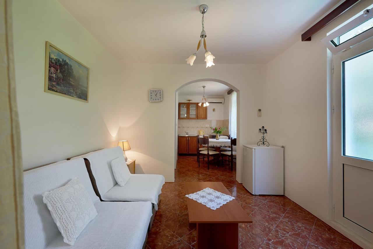 Apartmani Kuca U Maslinama Sveti Stefan Eksteriør bilde