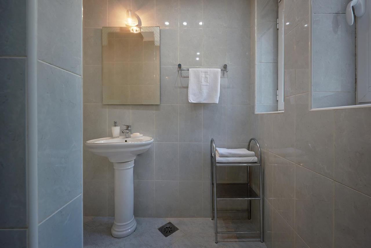 Apartmani Kuca U Maslinama Sveti Stefan Eksteriør bilde